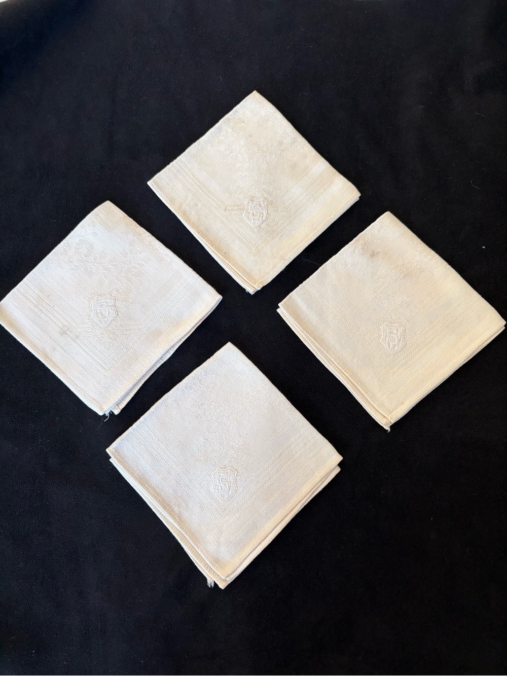 Classic Cream Linen Cocktail Napkins — Set of 4